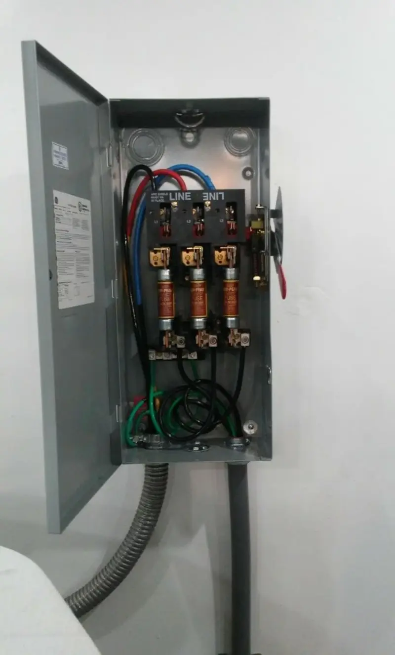 Three-phase disconnect switch installed for Electrical Wiring & Rewiring in Greencastle